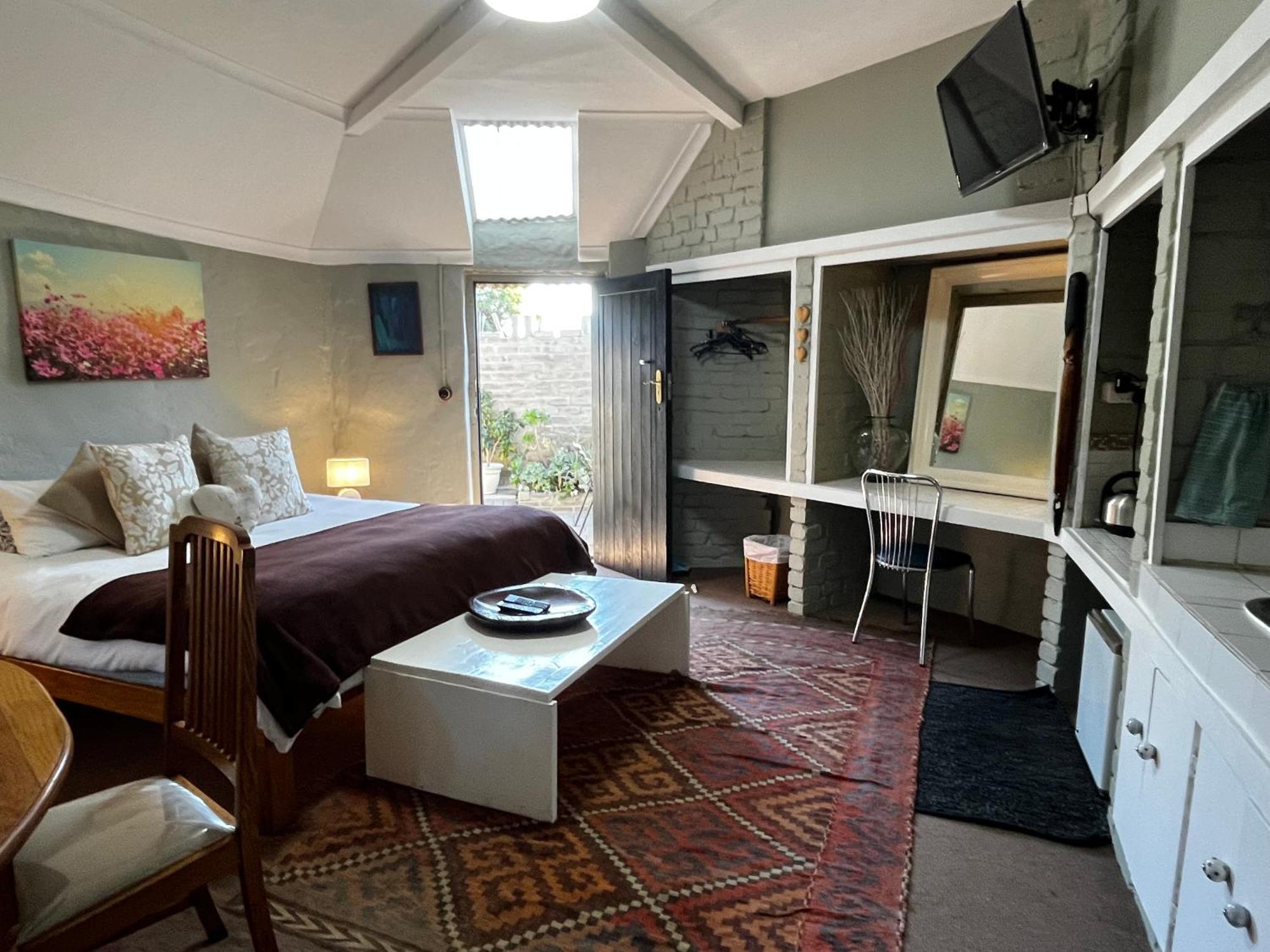 Karoo Soul Hostel Oudtshoorn Εξωτερικό φωτογραφία
