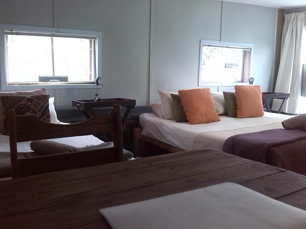 Karoo Soul Hostel Oudtshoorn Δωμάτιο φωτογραφία